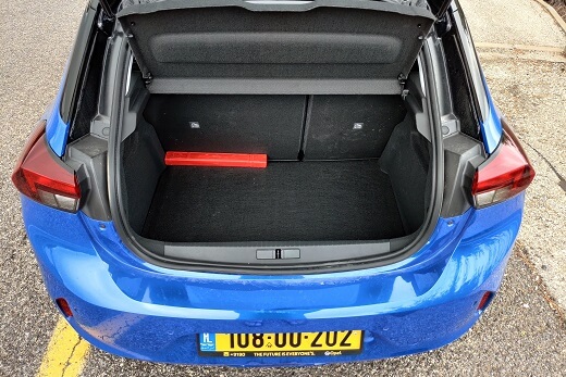 אופל קורסה e